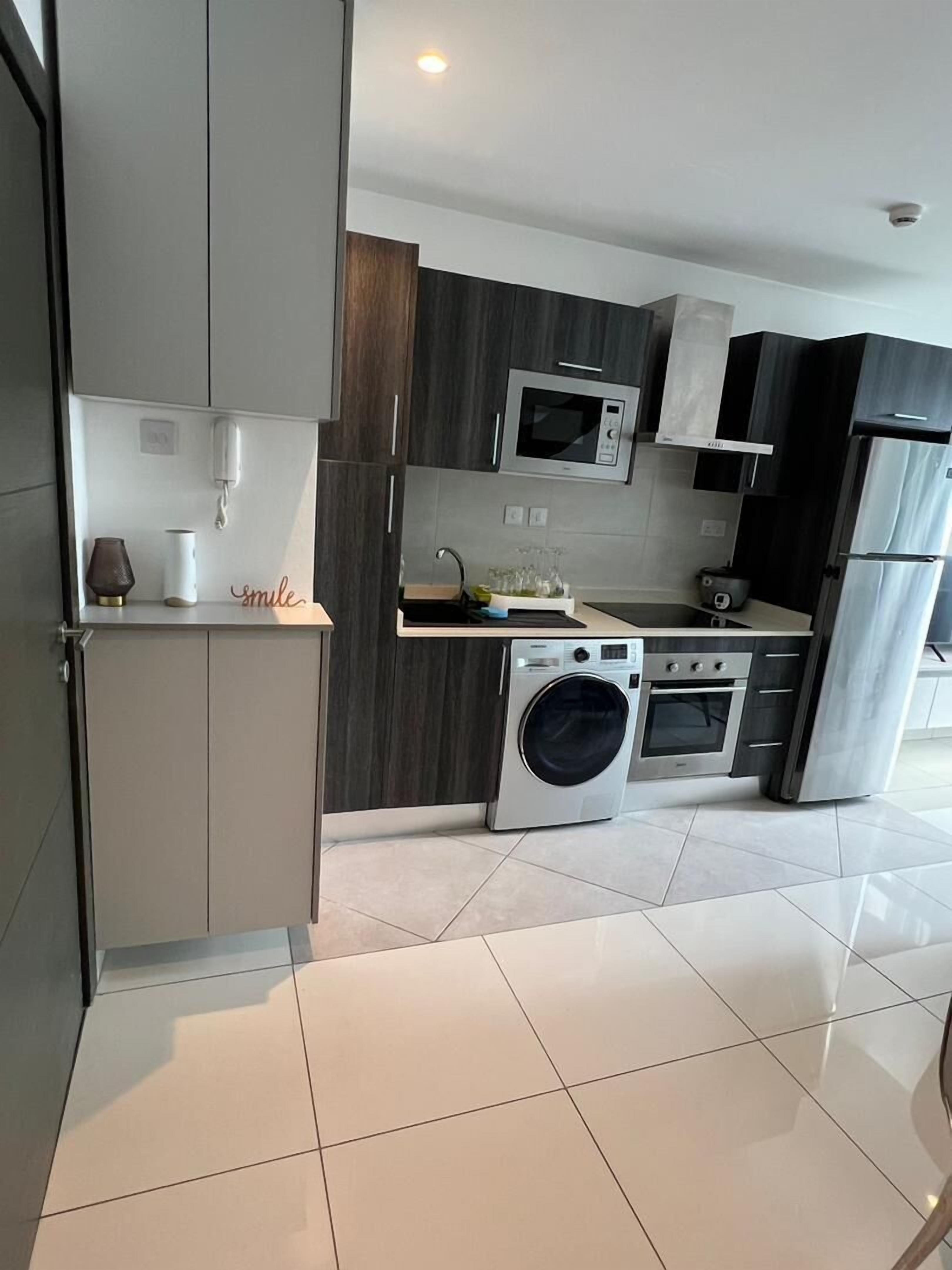 Dúplex de luxe, 1 dormitori, no fumadors, amb bany privat | Cuina privada | Frigorífic petit, microones, bullidora elèctrica i torradora 