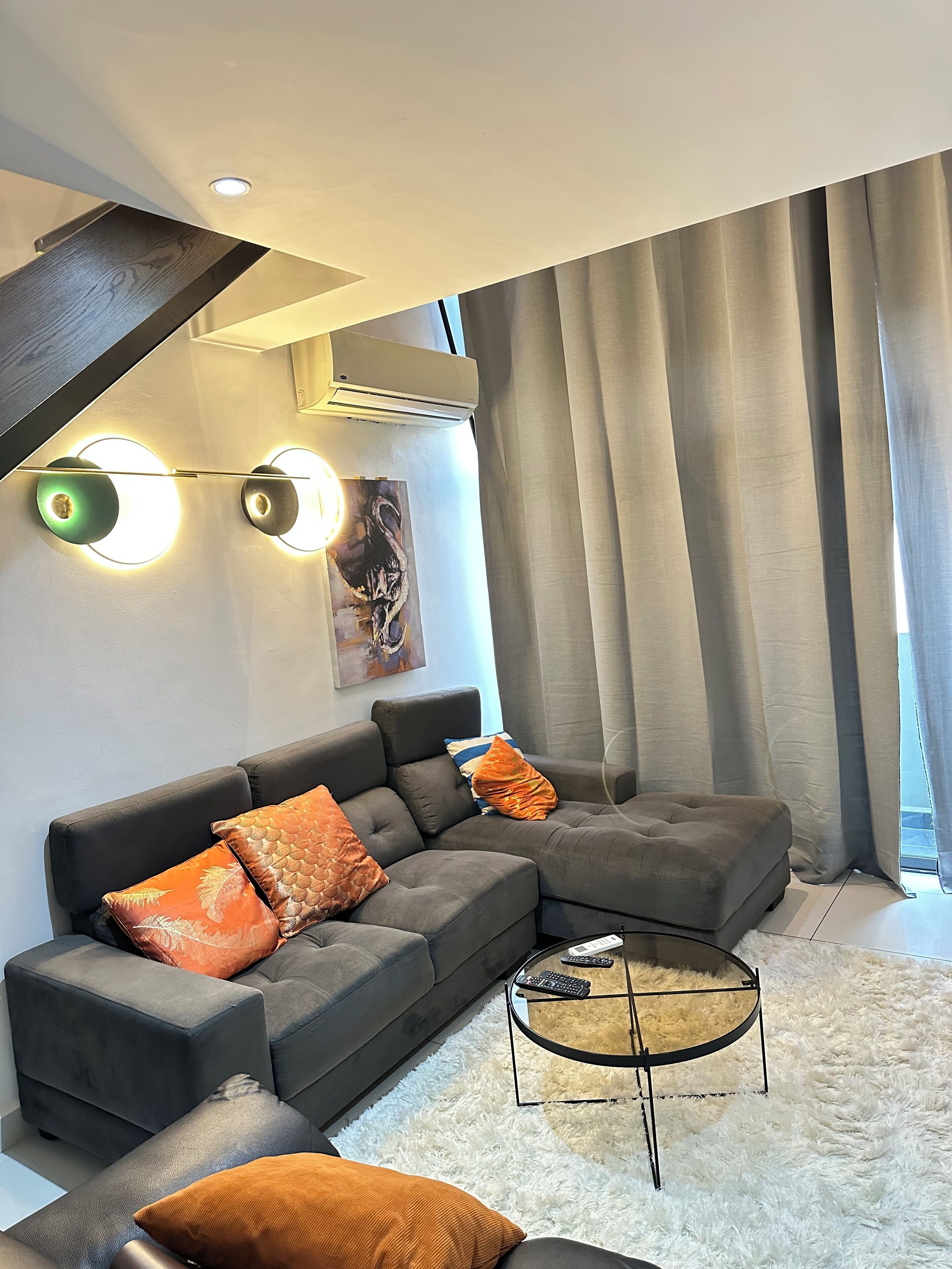 Premium bedding, memory-foam beds, in-room safe, individually decorated