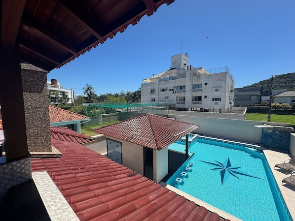 Deluxe House, Pool Access, Pool View | Pool | 2 outdoor pools, sun loungers