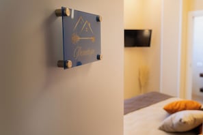 Deluxe Double Room, Balcony, Mountain View | In-room safe, free WiFi