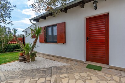 Haus Lilly in Muntić  - Haus für 2-3 Personen