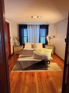 Unclassified image, 3 of 45, button - Beautiful Guest Cabin on Quiet Estate (Northborough)