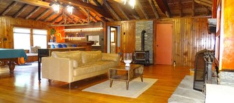 Beautiful Guest Cabin on Quiet Estate