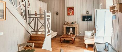 ChaumiĂšre classique, patio, vue sur le jardin | Salle Ă manger