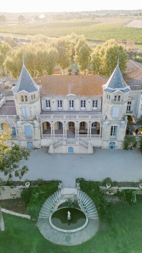 Chateau Sainte Cecile