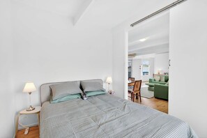 4 bedrooms, WiFi, bed sheets