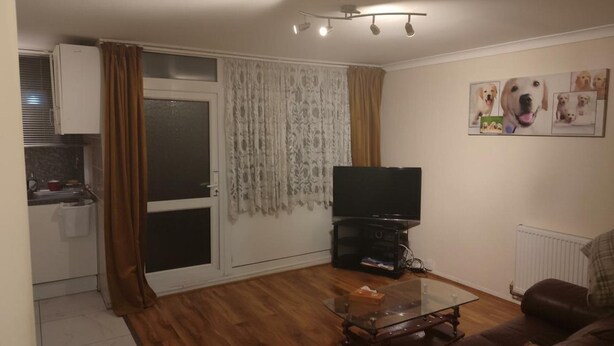 Living area - Central Apartment - Sleeps 5, Garden & Balcony (London)