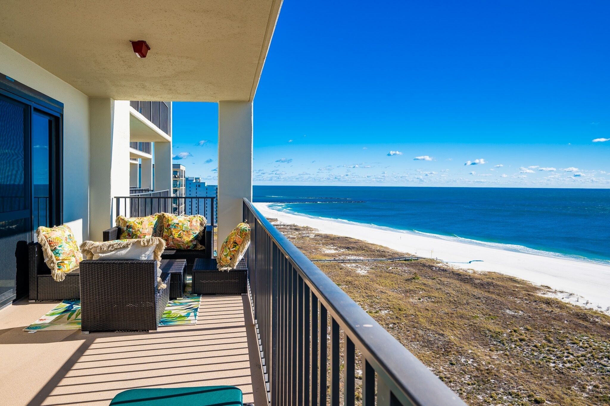 Condo, 3 Bedrooms | Property grounds