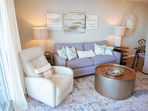 Terrace At Pelican Beach 0904 3 Bedroom Condo