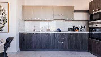 Fridge, microwave, oven, dishwasher