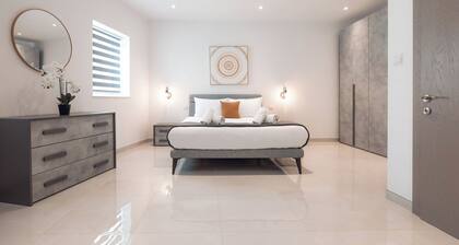 Enjoy luxury and comfort in this modern 3-story home in Mellieħa with a private lift, rooftop jacuzzi, sea and countryside views, 3 bedrooms, 3 bathrooms, and spacious terraces. Perfect for families or friends just minutes from Malta’s best beaches.