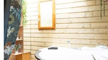 Bañera de hidromasaje privada
