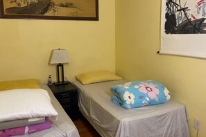 Unclassified image, 4 of 45, button - LA Homestay (Los Angeles)