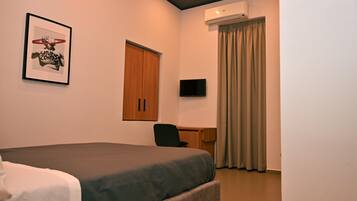 Economy Double or Twin Room, 1 Bedroom, Balcony