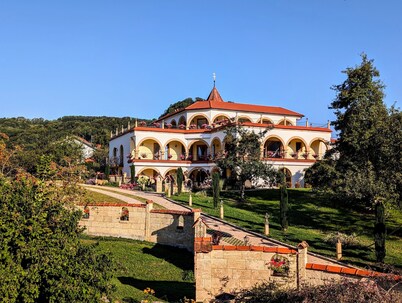 Apartamento en un hotel 'Einhorn' con vistas a la montaña, terraza compartida y Wi-Fi