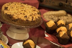 Food and drink - Angelis (Prague)