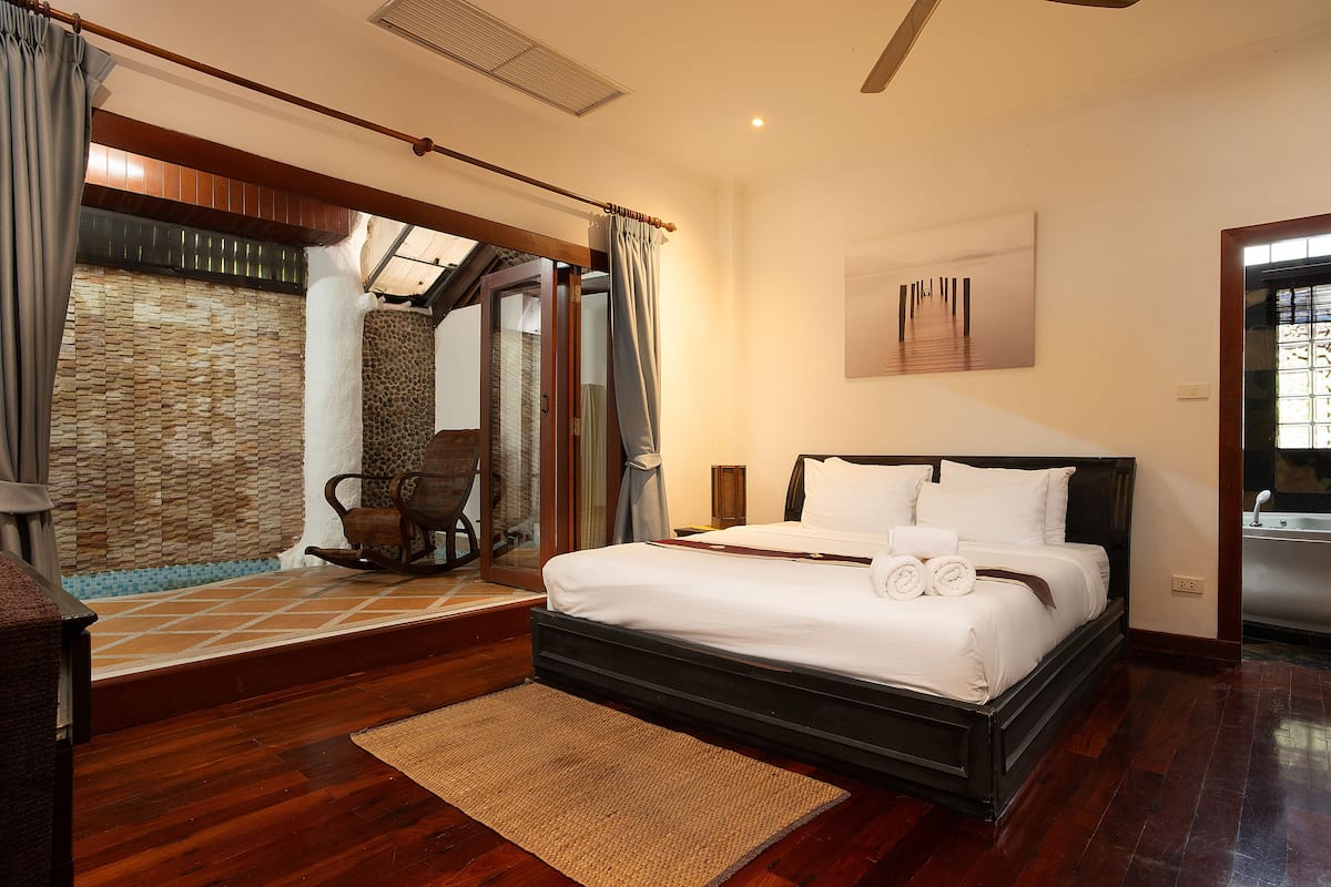 Superior Studio Suite | Free WiFi