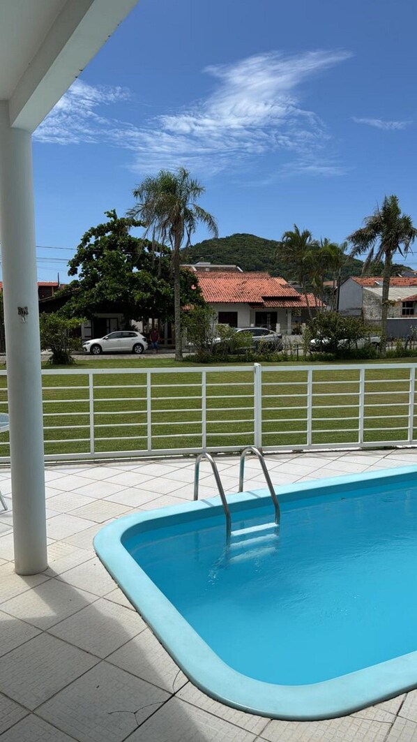 Deluxe-hus - adgang til pool - strandudsigt | Pool | Udendørs pool