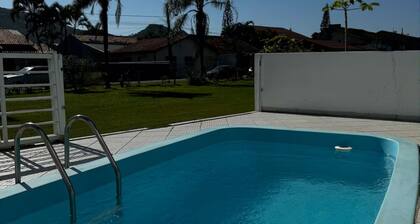 Casa de Praia Brisa do Oceano com Piscina Privativa - São Francisco do Sul