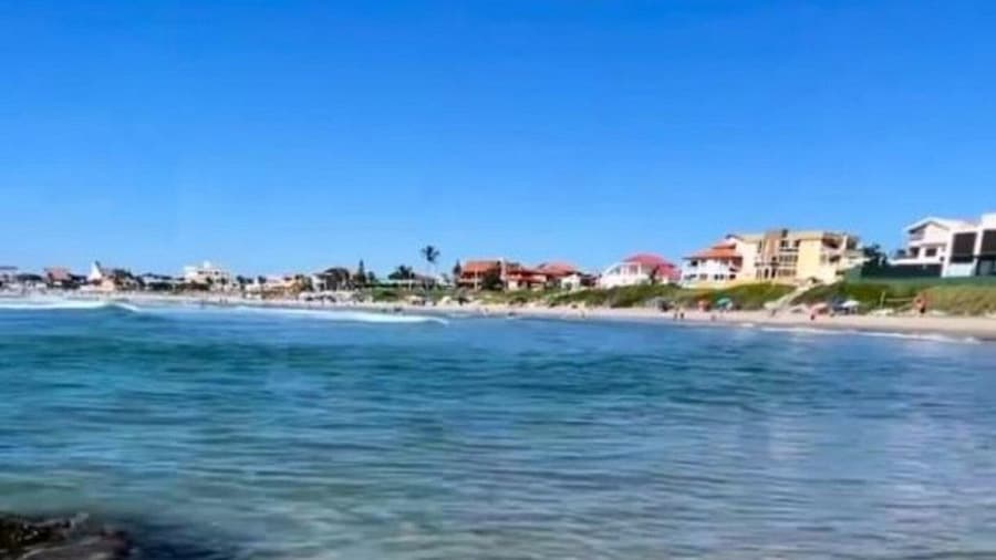 Casa de Praia Brisa do Oceano com Piscina Privativa - São Francisco do Sul