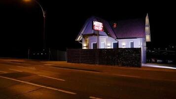 Overnatningsstedets facade