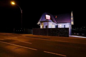 واجهة المنشأة