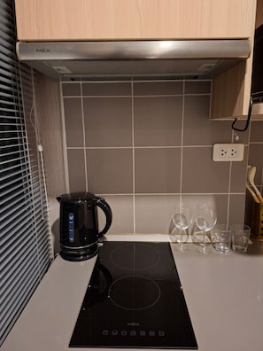 Studio, Multiple Bedrooms, Accessible, City View | Interior