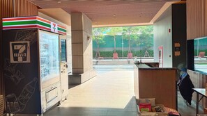 สตูดิโอ, หลายห้องนอน, พร้อมสิ่งอำนวยความสะดวกสำหรับผู้พิการ, สูบบุหรี่ได้ | ล็อบบี้