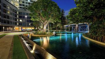 Studio, Multiple Bedrooms, Accessible, City View | Pool | Outdoor pool