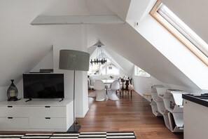 Interior - DESIGN-Retreat "SCHNEEBERG" - entire holiday home - pet friendly (Puchberg am Schneeberg)
