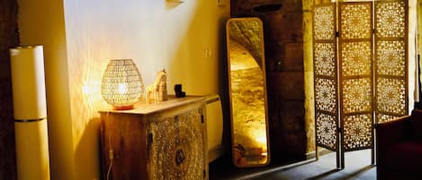 Chambre Standard, vue piscine | Literie de qualité supérieure, lit parapluie, Wi-Fi gratuit