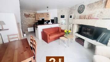 Småhus – classic, terrasse, hageutsikt | Oppholdsområde | TV