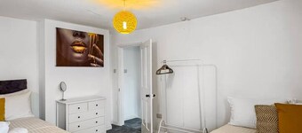 Sleeps 6 2bed Home Bottesford Village