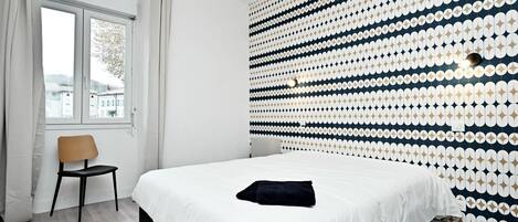 1 habitación, wifi y ropa de cama