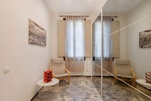 Interior - Apartment 'La Casina Di Camilla' with Private Terrace and Wi-Fi (Firenze)