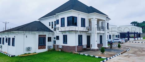 Façade de l’hébergement