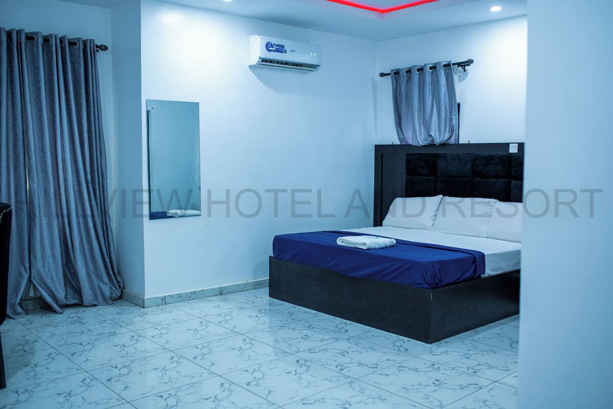 Standard Single Room, Courtyard View | Meja, ruang kerja komputer riba, kalis bunyi, Wi-fi percuma