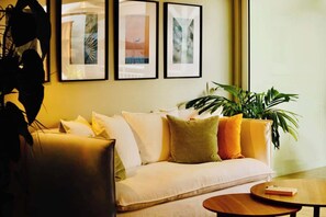 Fernseher, Arbeitsbereiche