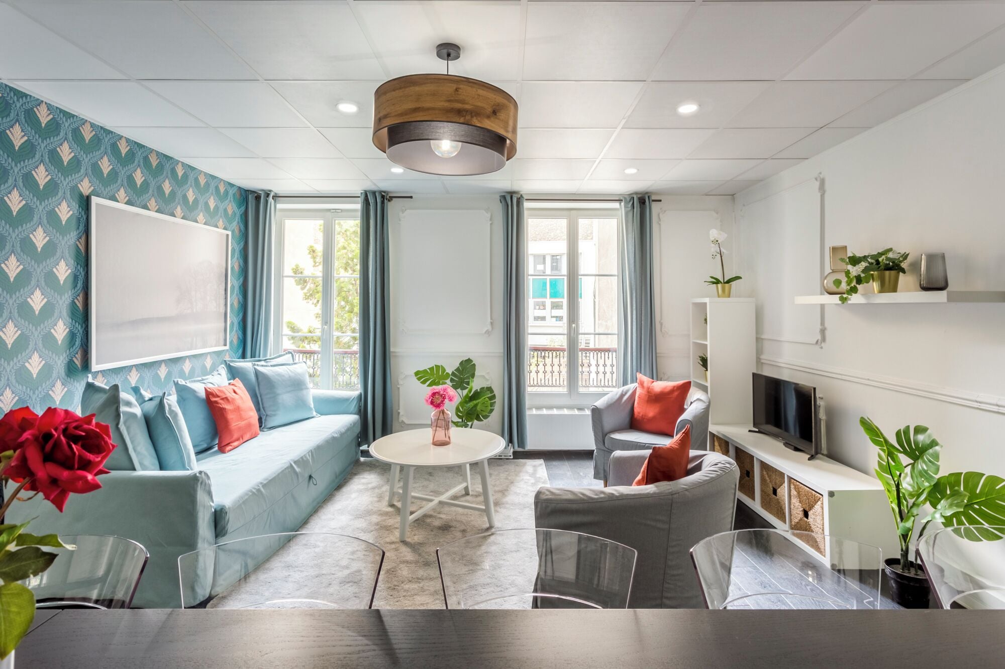 Apartament, vistes a la ciutat | Sala d'estar | Televisor intel·ligent, Netflix, serveis de streaming i oficines 