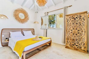 2 bedrooms, iron/ironing board, travel cot, WiFi