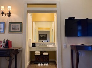 Hipica Especial-HE3 | Free WiFi