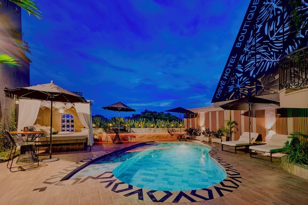 Suite Premium, vue piscine | Vue de la chambre