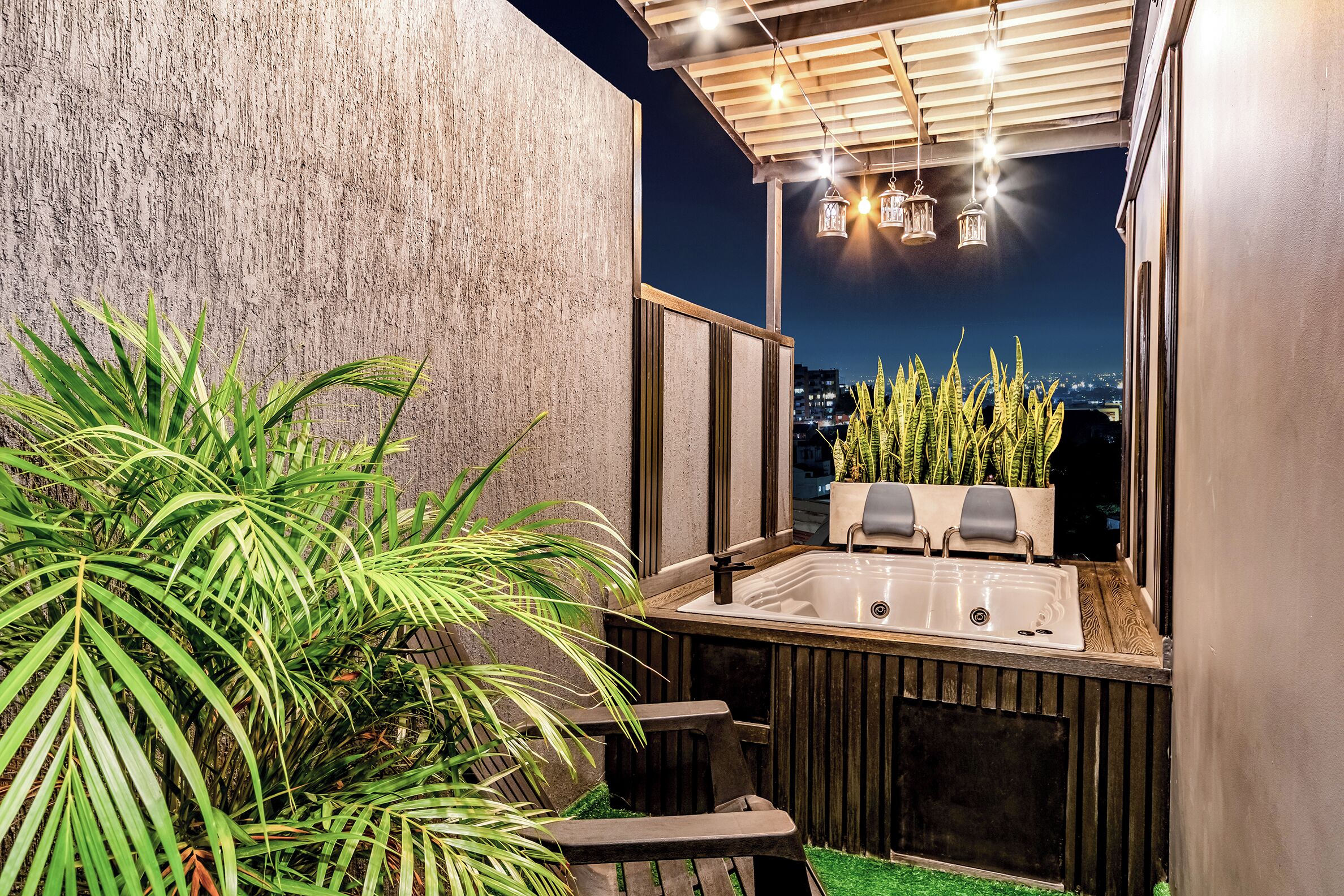 独特公寓, 2 间卧室, 城市景观 | 私人 SPA 浴缸