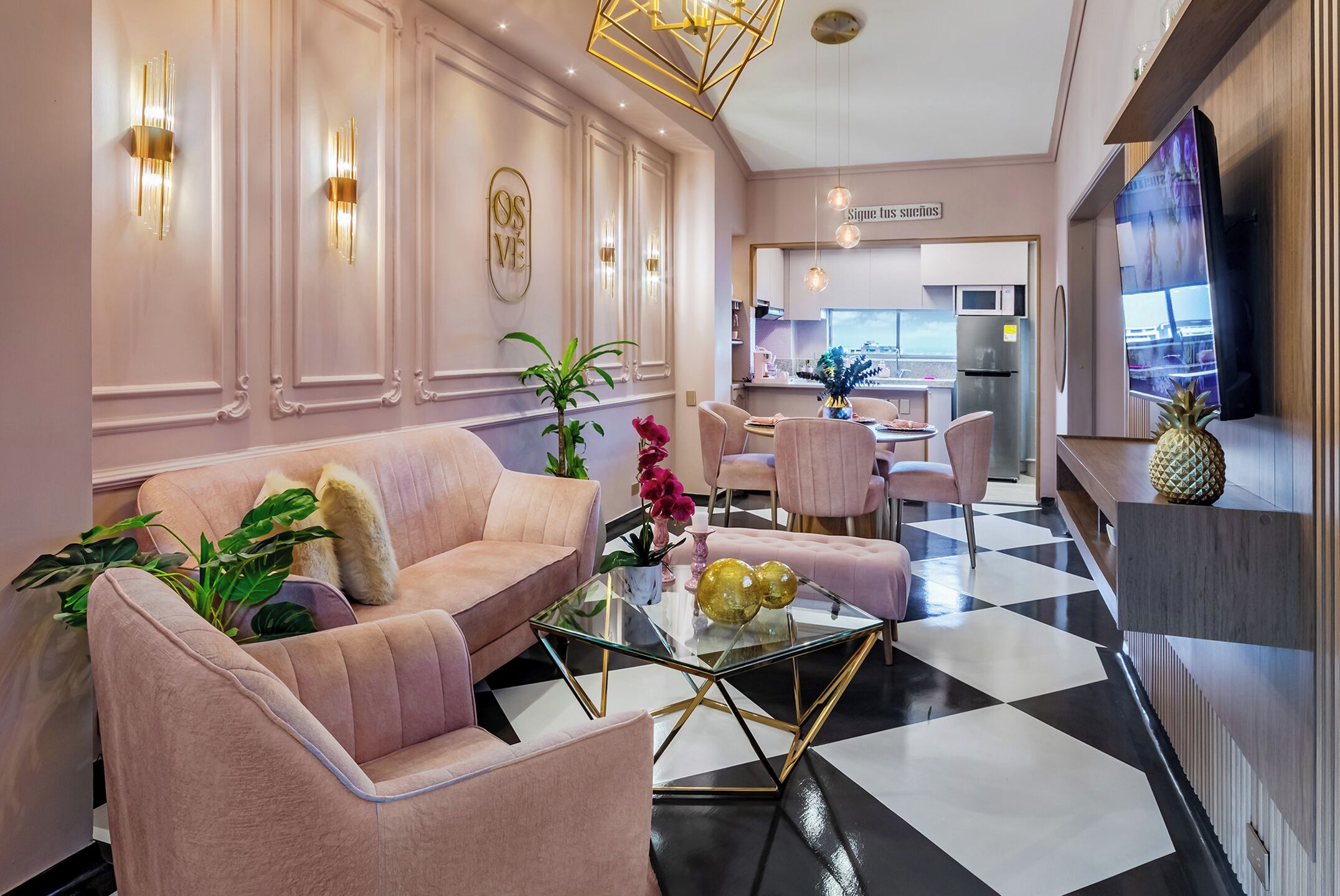 Designer apartment, city views, Pink Fantasy | Living area | 50-inch Smart TV with digital channels, Netflix, streaming services