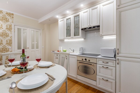 Comfort Apartment | Private kitchen | Electric kettle