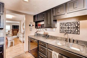 Fridge, microwave, oven, stovetop - The Dream-Like Garden Oasis in Sloan's Lake (Wheat Ridge)