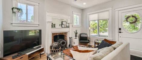 TV, fireplace, offices