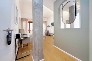 Quarzo Room | Interior - Suites del Gallo (Rome)
