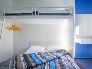 Wifi gratuïta i habitacions accessibles amb cadira de rodes 