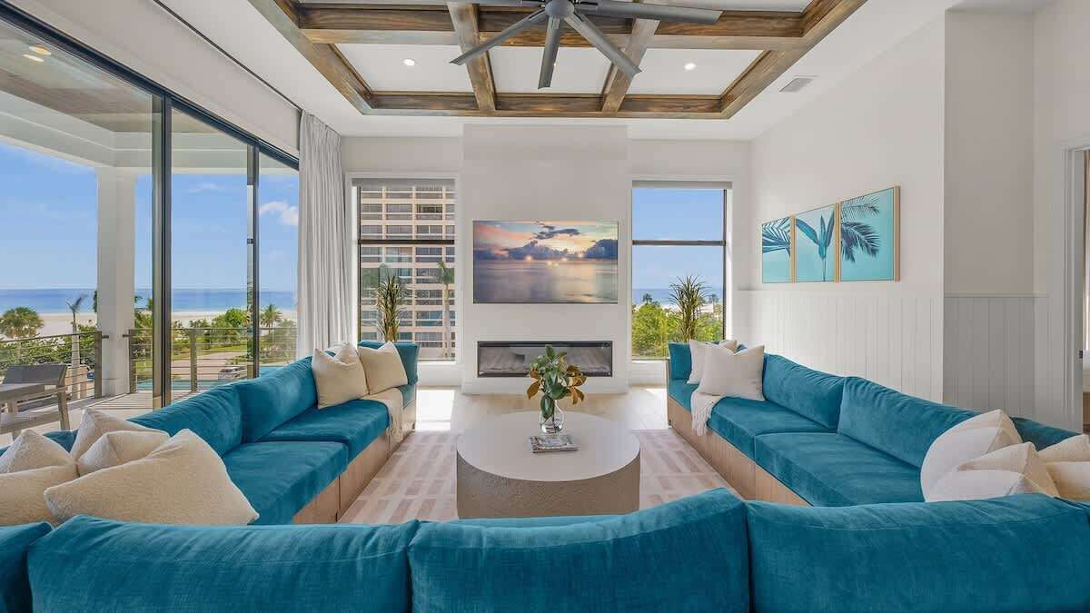 Smart TV, fireplace, video games, offices